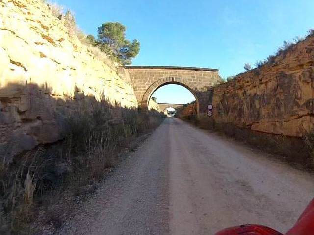 14v0235v.jpg