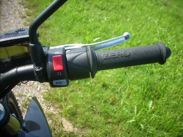 Lenkerarmatur rechts